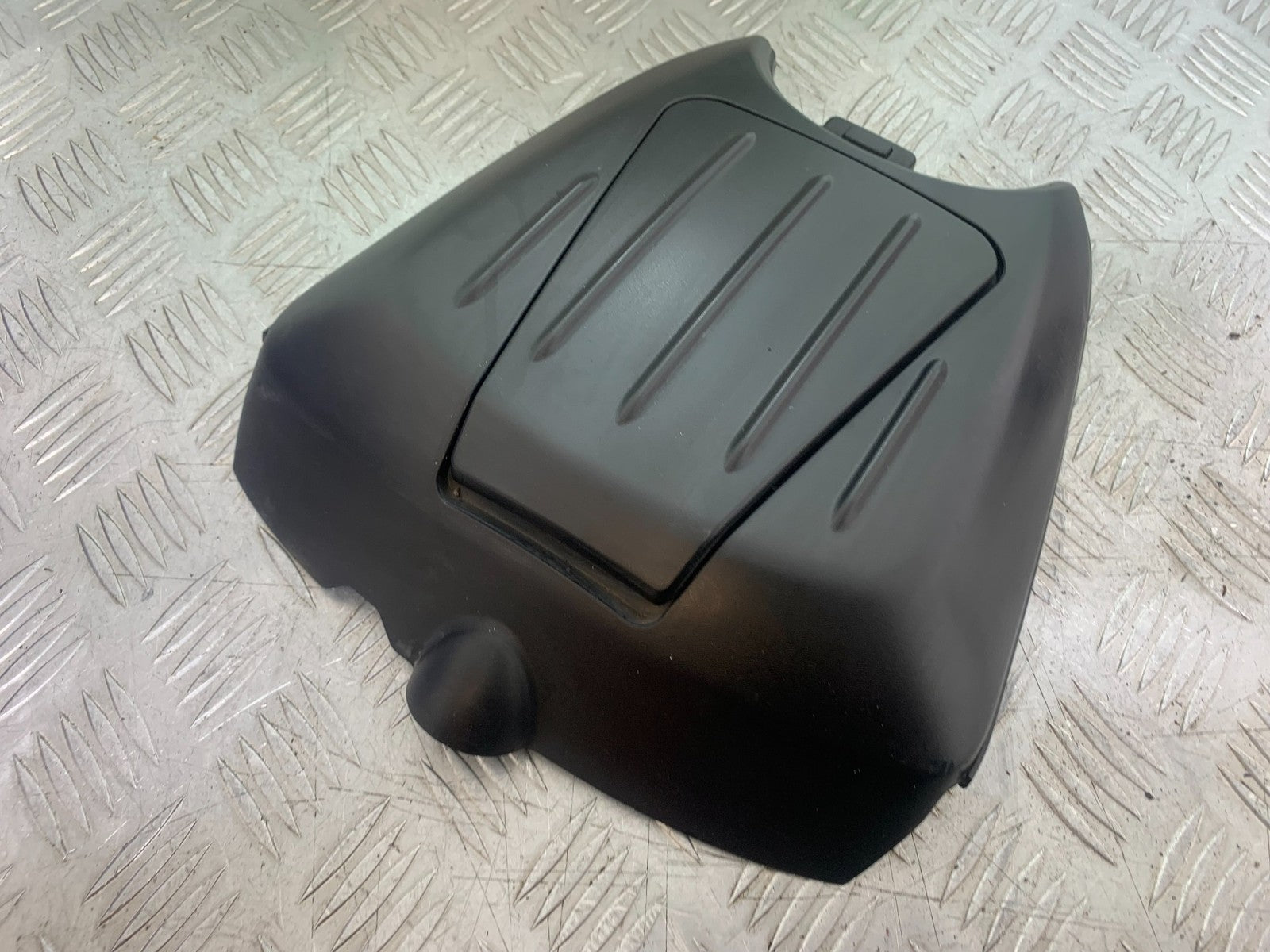 KAWASAKI GTR1400 GTR 1400 PETROL TANK LID  YEAR 2007-2009 (CMB1174)