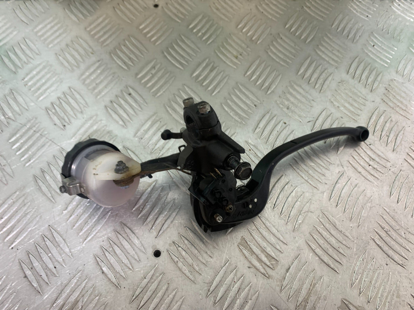 KAWASAKI ZX10R ZX 10R FRONT BRAKE MASTER CYLINDER   YEAR 2011-2015 (CMB1154)