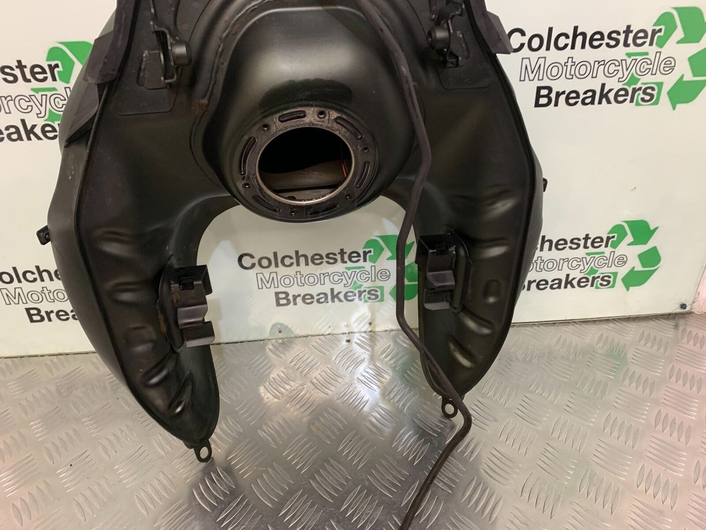 TRIUMPH TIGER 800 XCA PETROL TANK  YEAR 2015-2017 (STOCK 940)