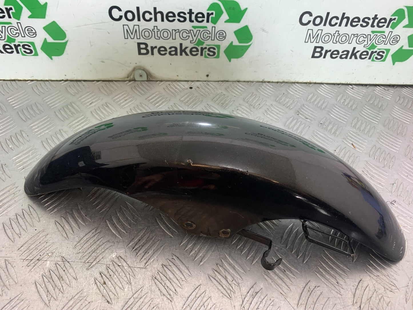 HONDA VT700 VT 700 SHADOW FRONT MUDGUARD  YEAR 1984-85 (CMB1328)