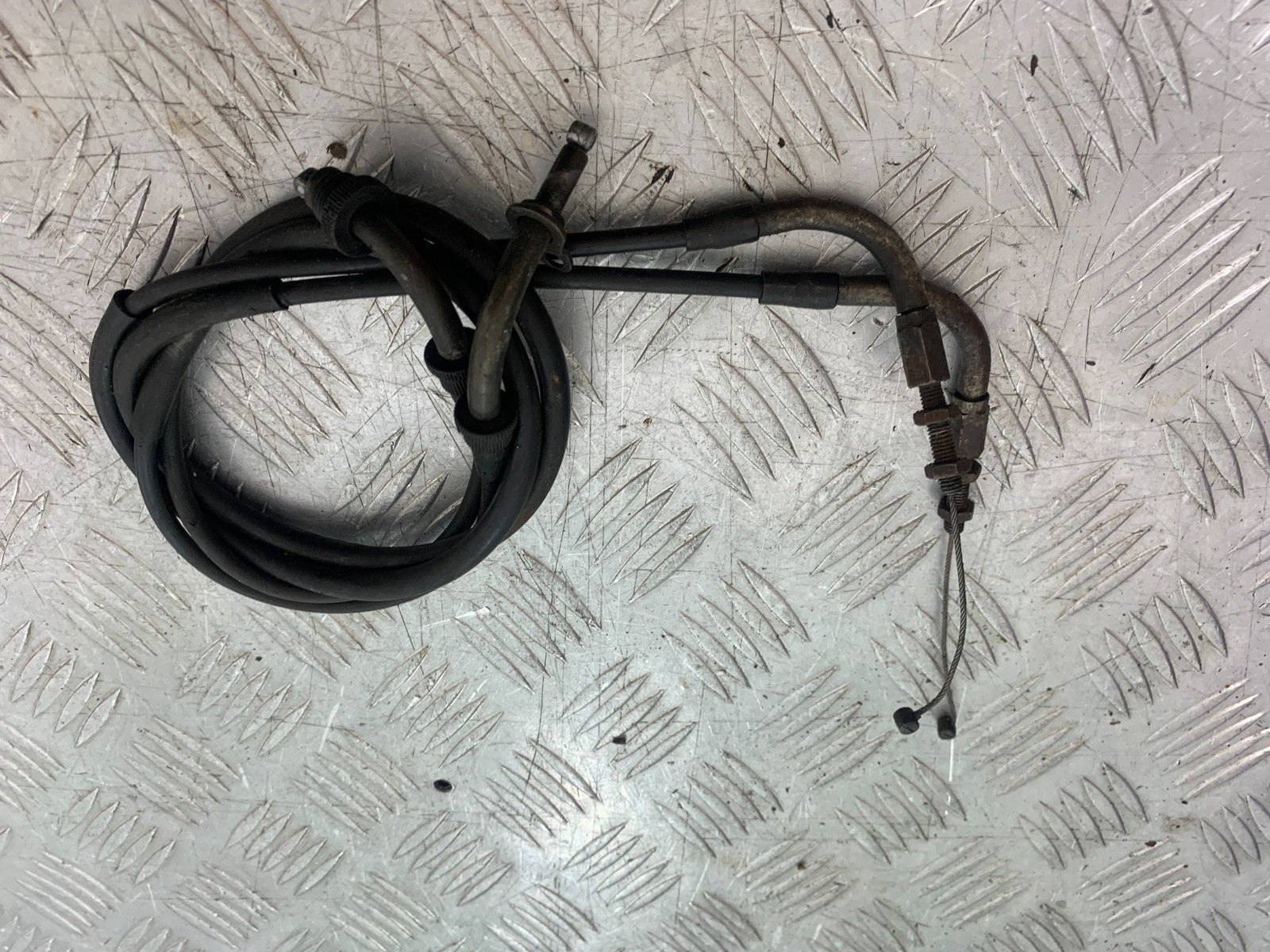 SUZUKI GSX1100 G GSX 1100 G THROTTLE CABLES  1991-1996 (CMB1283)