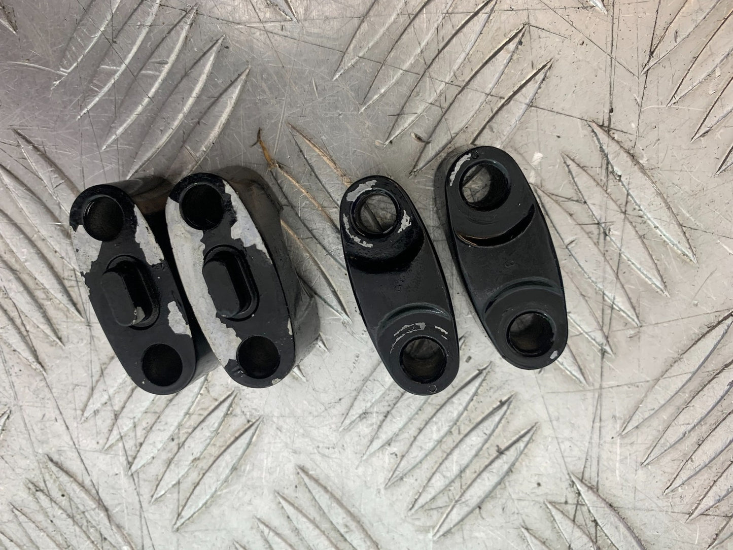 YAMAHA NMAX-125 N MAX 125 HANDLEBAR CLAMPS YEAR 2015-2020  (CMB1231)