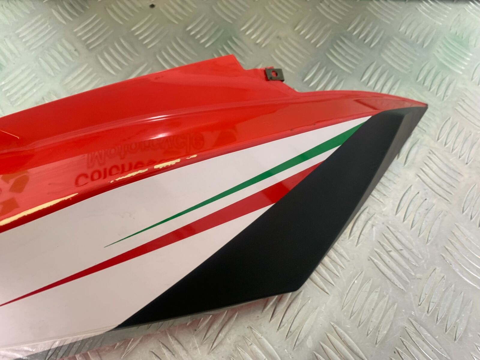 NECO GPX125 RIGHT SEAT PANEL YEAR 2016-2021(CMB1052)
