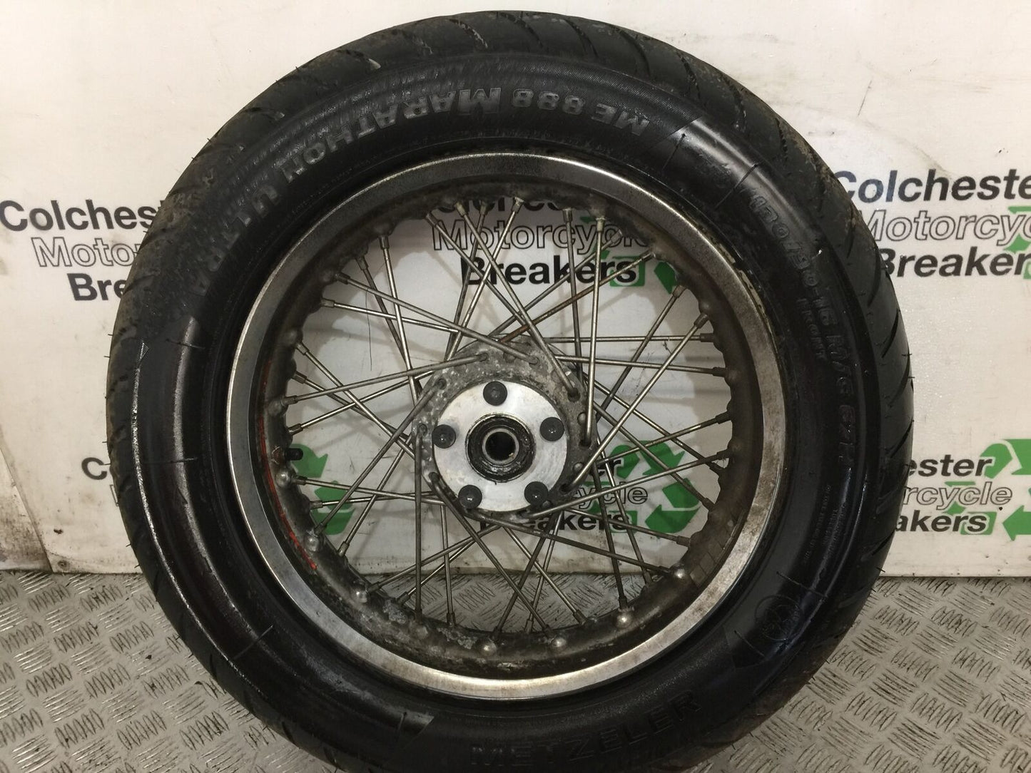 VICTORY V92 C FRONT WHEEL YEAR 2004 (STOCK 765)