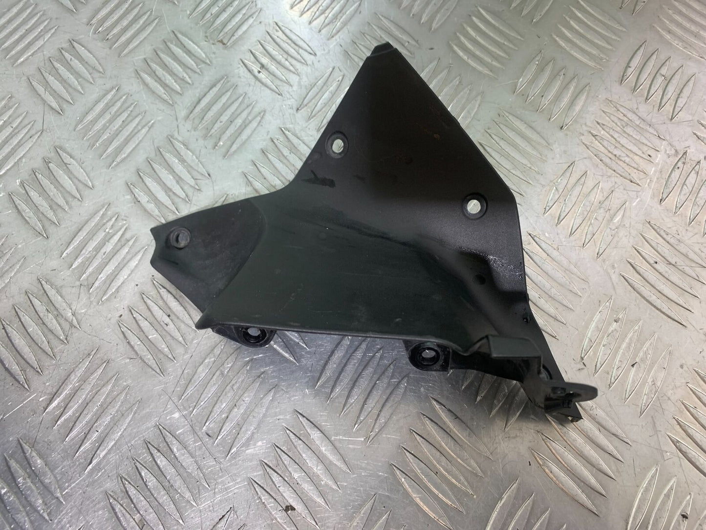 KAWASAKI Z650 ER650 KNFAN INFILL COVER YEAR 2022-2024 (CMB1112)