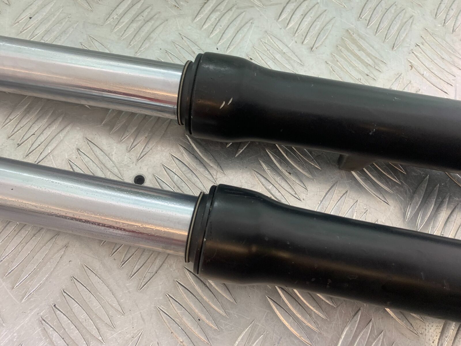 YAMAHA XV535 XV 535 VIRAGO FORKS  YEAR 1994-02 (CMB1044)