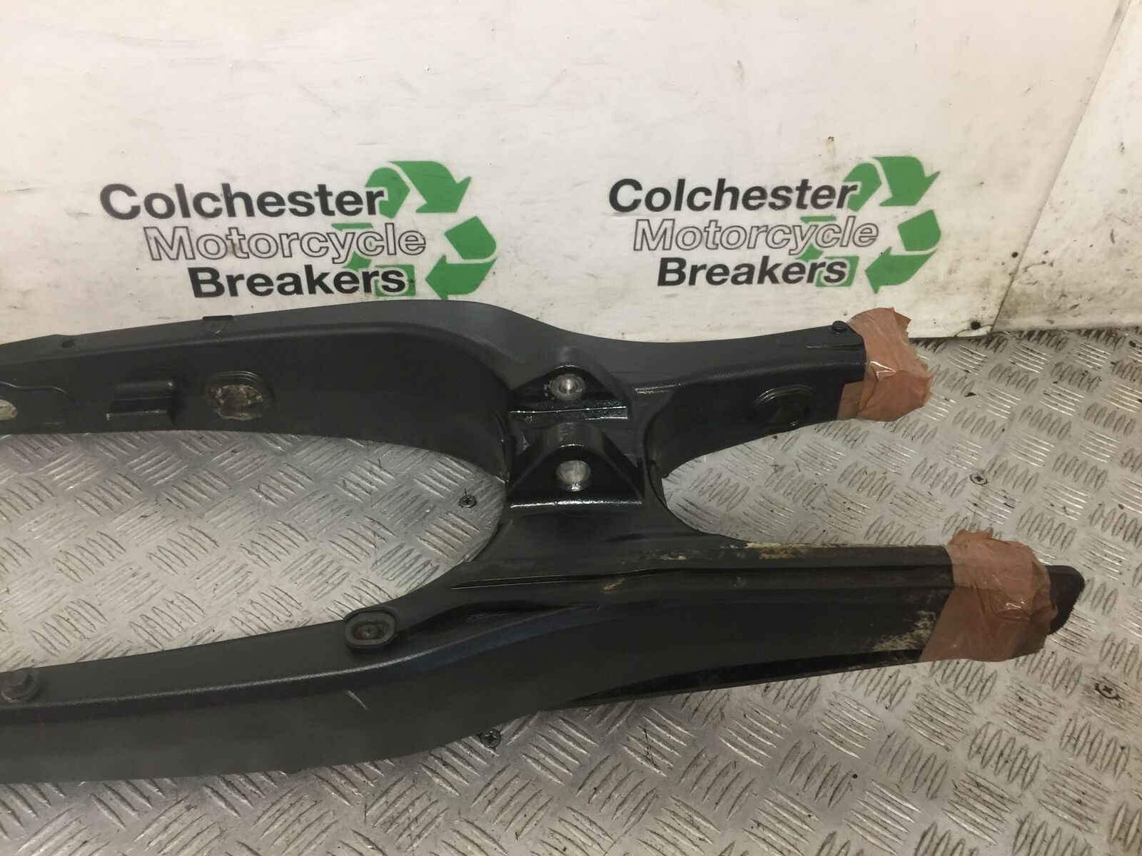 HONDA CRF1000 AFRICA TWIN SWINGARM YEAR 2019 (STOCK 858)
