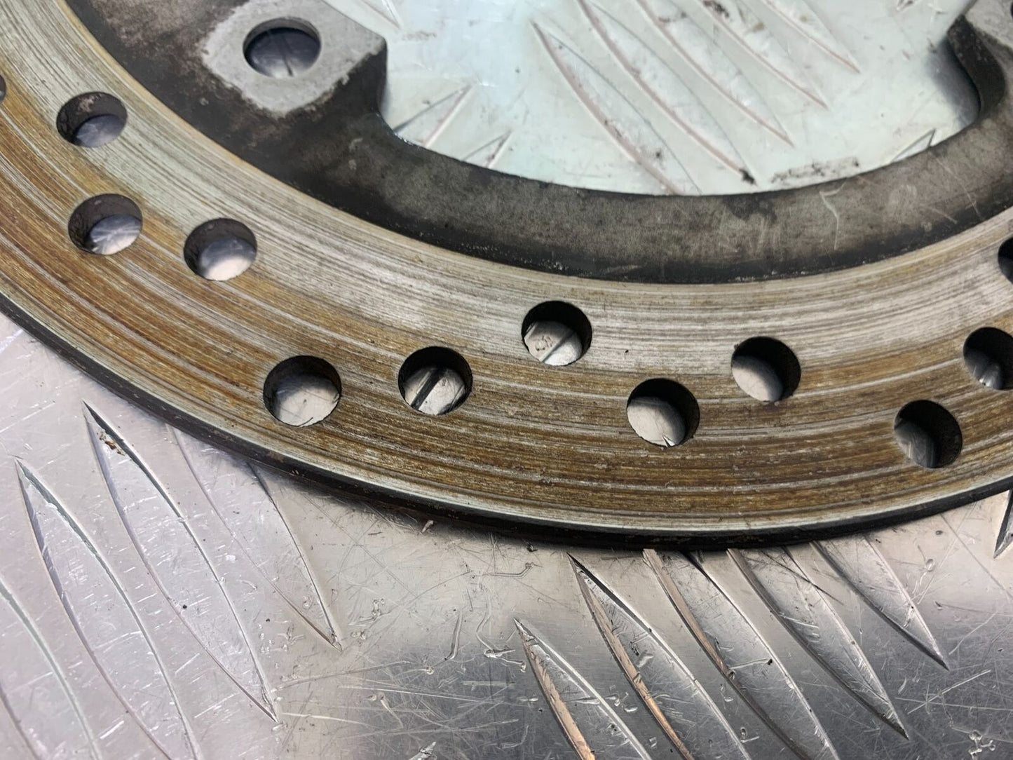 SUZUKI DL 650 V-STROM REAR BRAKE DISC  YEAR 2016 (STOCK 996)