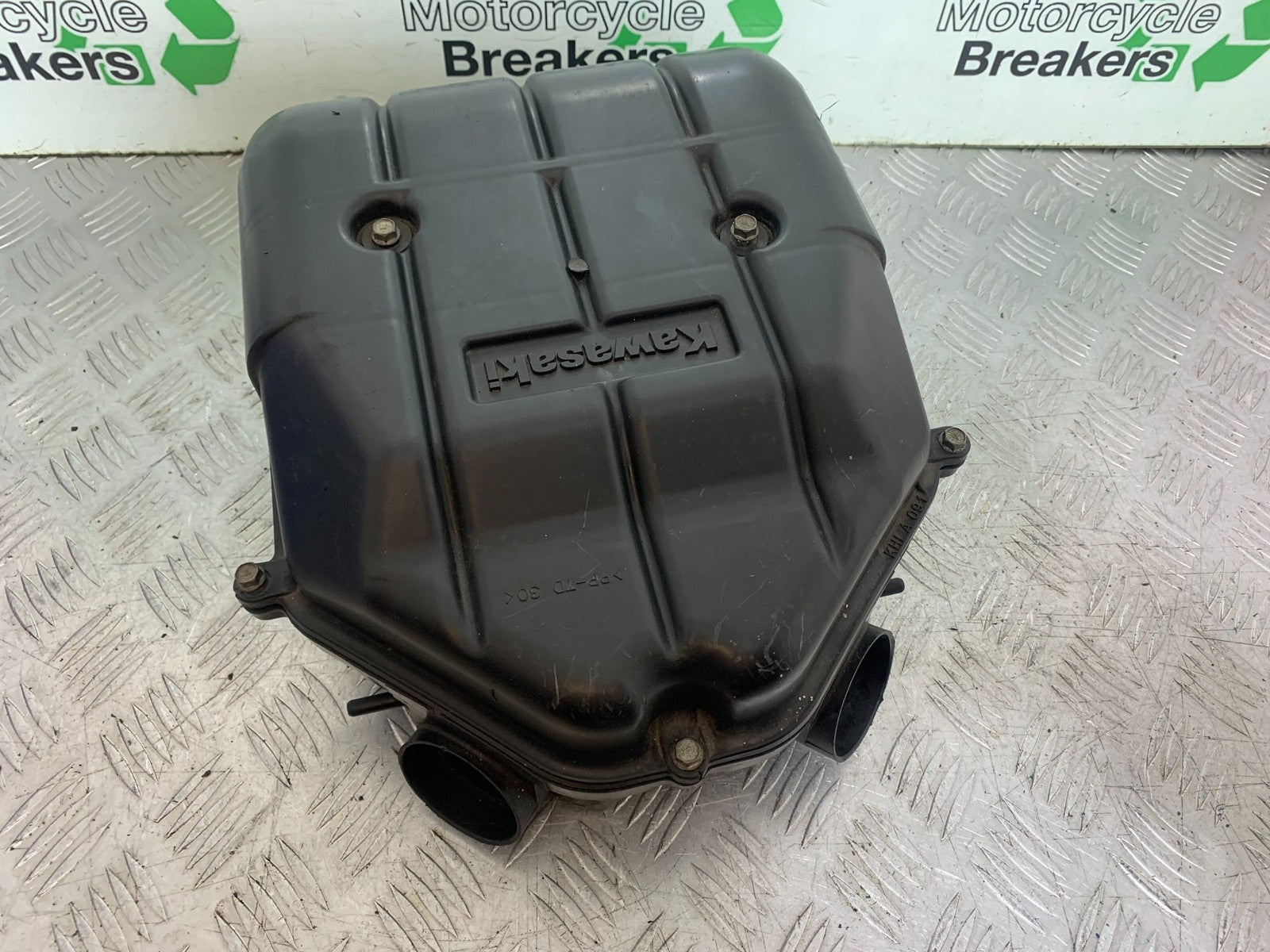 KAWASAKI ZZR1100 D AIRBOX  YEAR 1993-2001 (CMB1289)