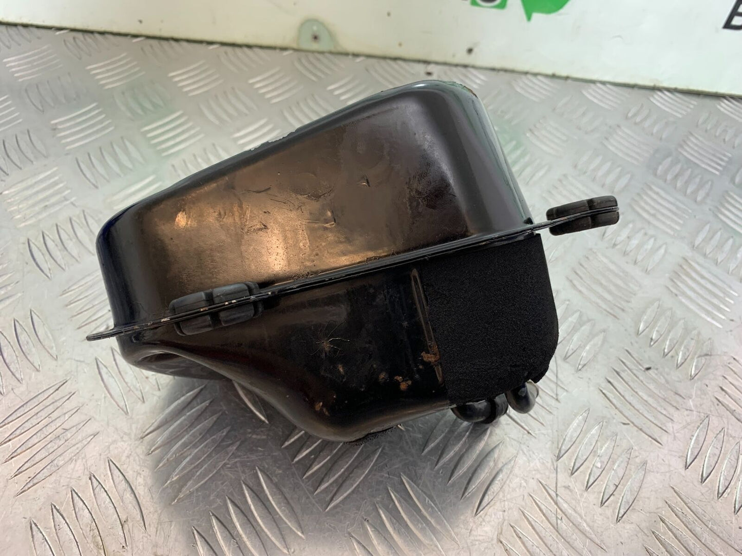 YAMAHA XVS 1300 MIDNIGHT STAR PETROL TANK  YEAR  2007-16 (CMB1027)