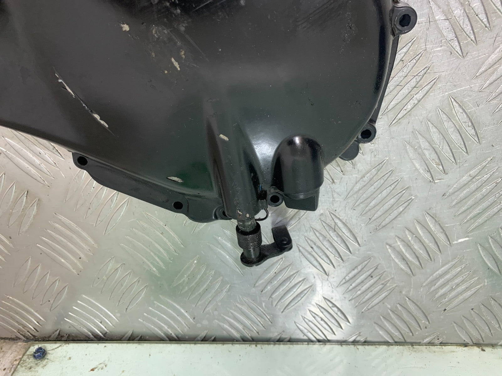TRIUMPH 955I SPRINT RS CLUTCH COVER  YEAR 1999-04