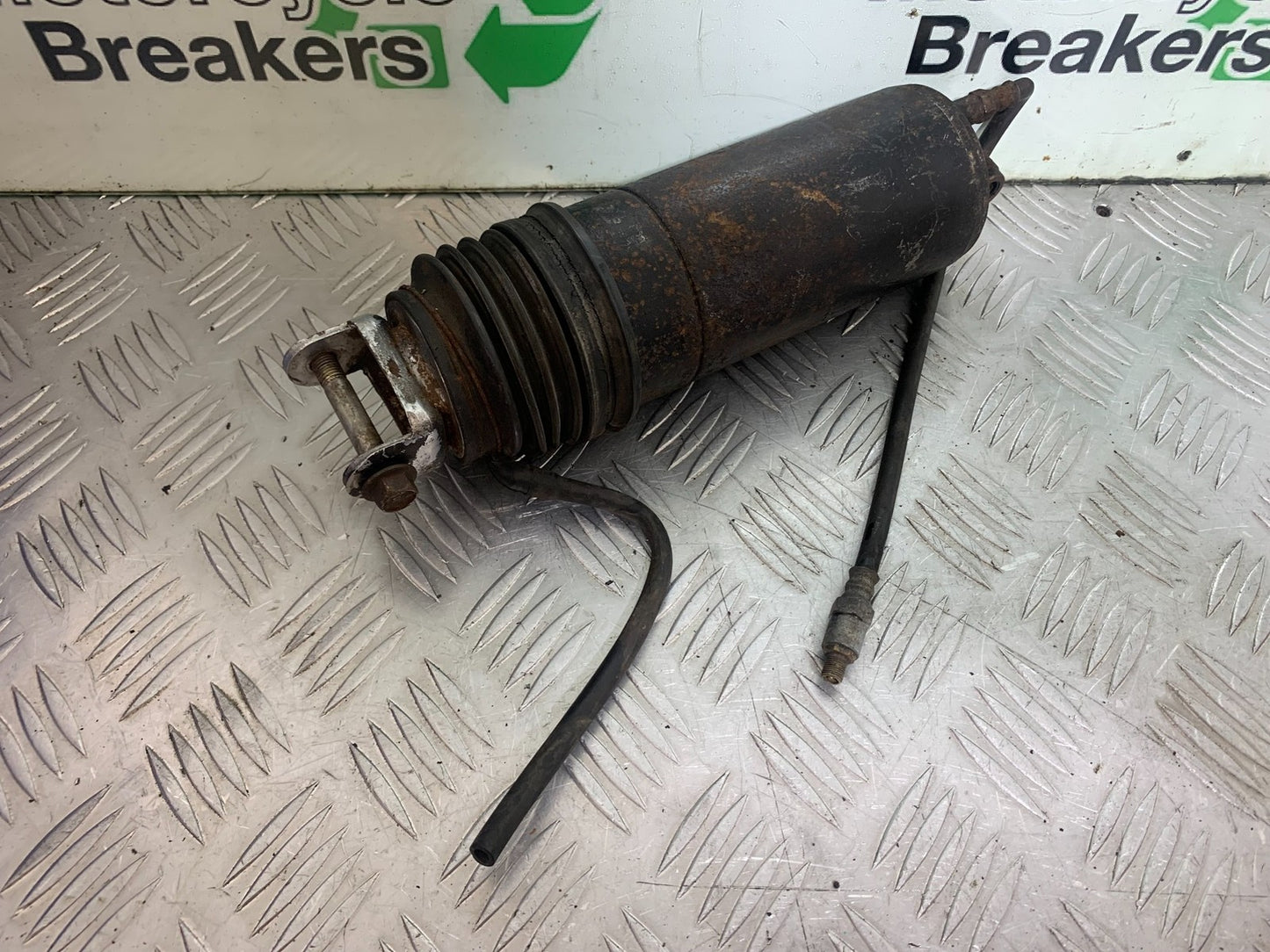 HONDA GL500 GL 500 SILVERWING REAR SHOCK  YEAR 1981-82  (CMB1168)