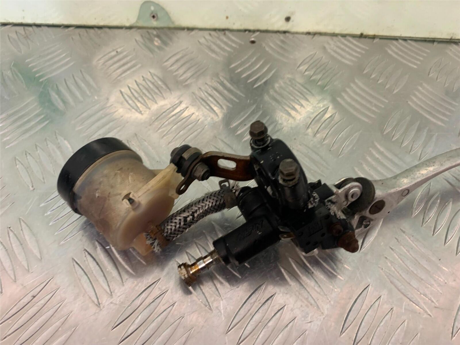 HONDA CBR 400 NC23 TRI-ARM FRONT MASTER CYLINDER YEAR 1987-89 (STOCK 969)
