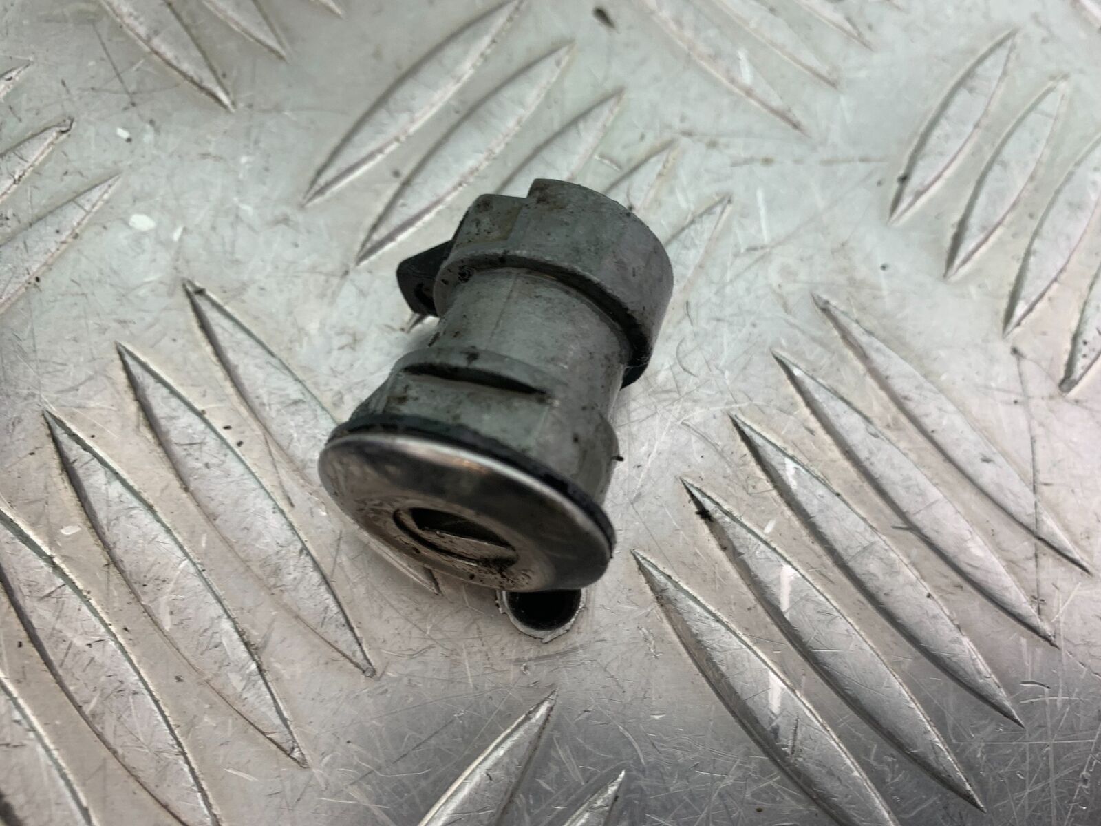 HONDA VT1100 C SHADOW SPIRIT LOCKS AND KEY  2002-2003 (CMB1035)