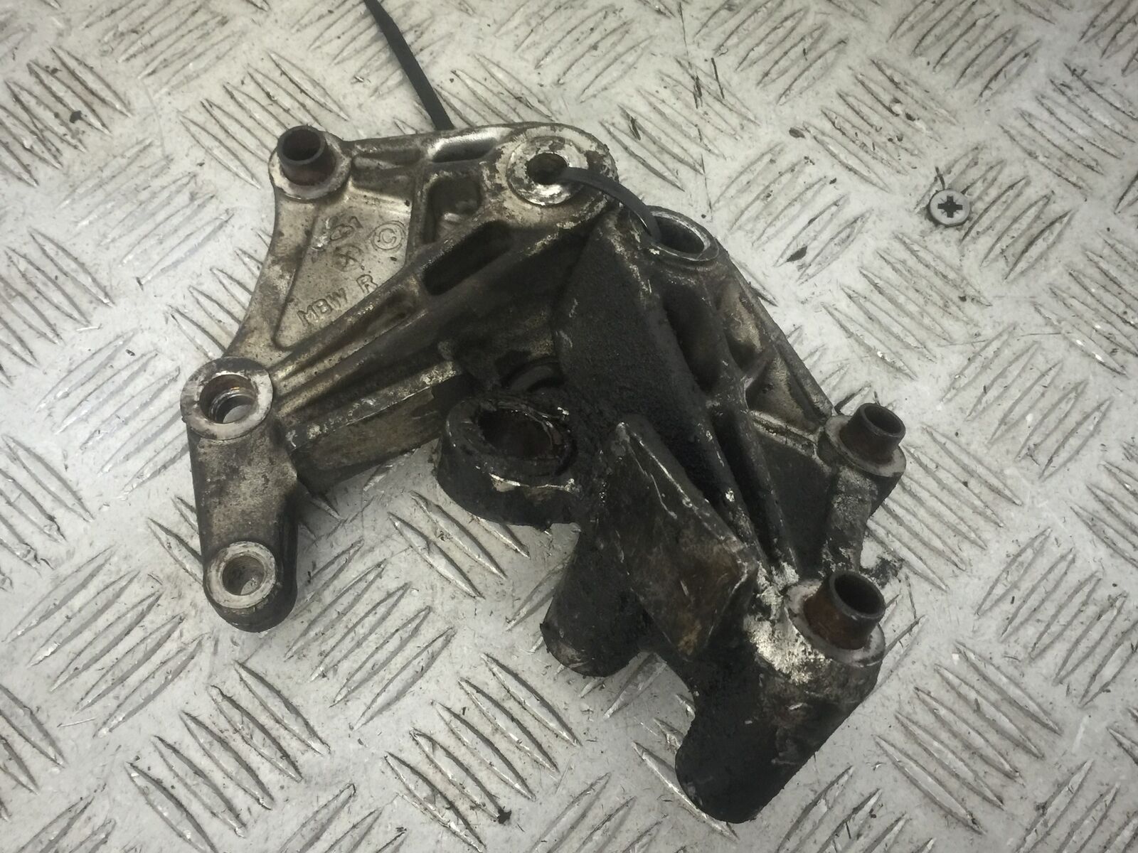 HONDA CBR600 CBR 600 F4I SPORT ENGINE BRACKETS YEAR 2004  (STOCK 628)