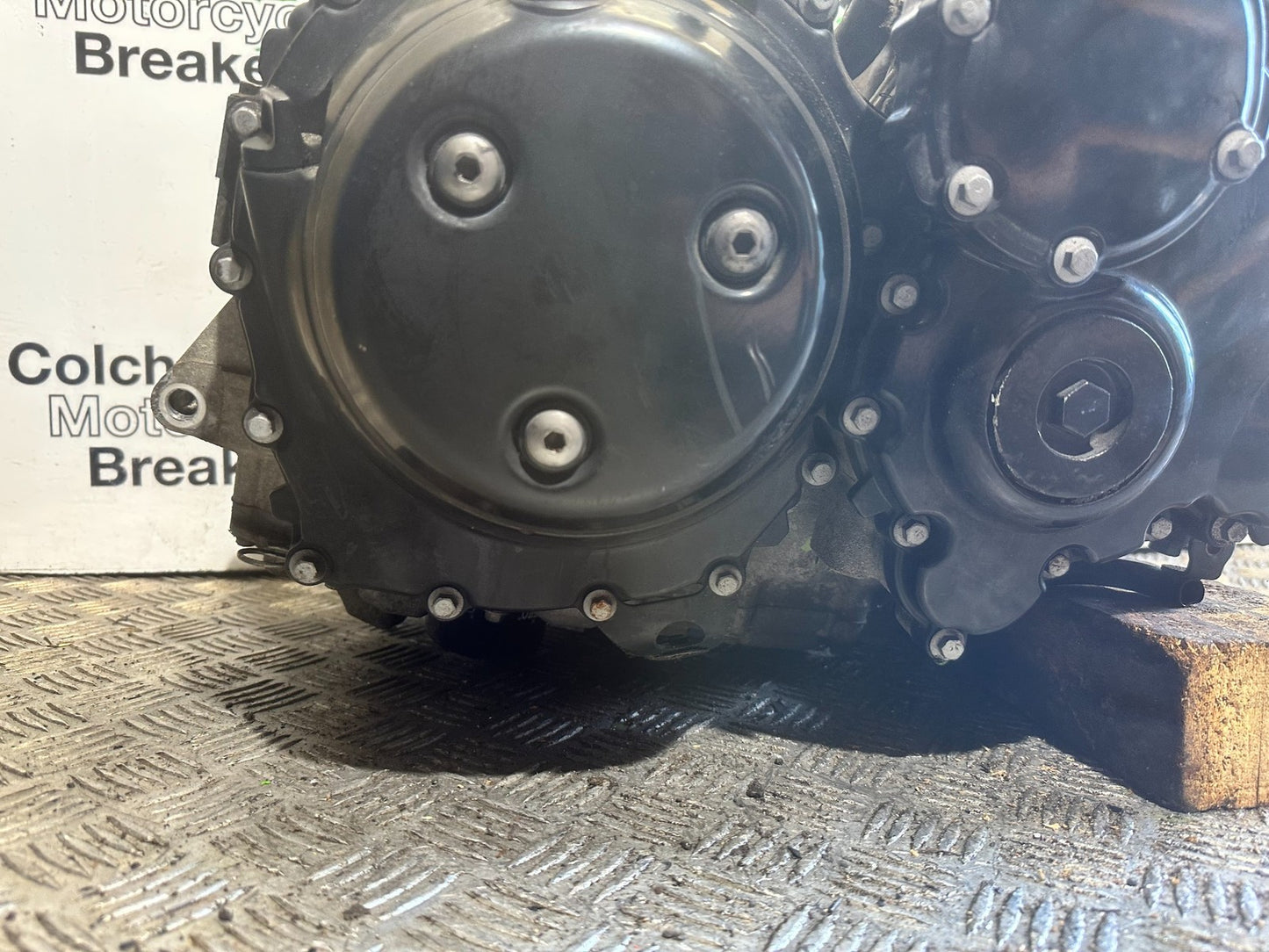 TRIUMPH 955i SPRINT ST ENGINE YEAR 1999-2004 (CMB1176)