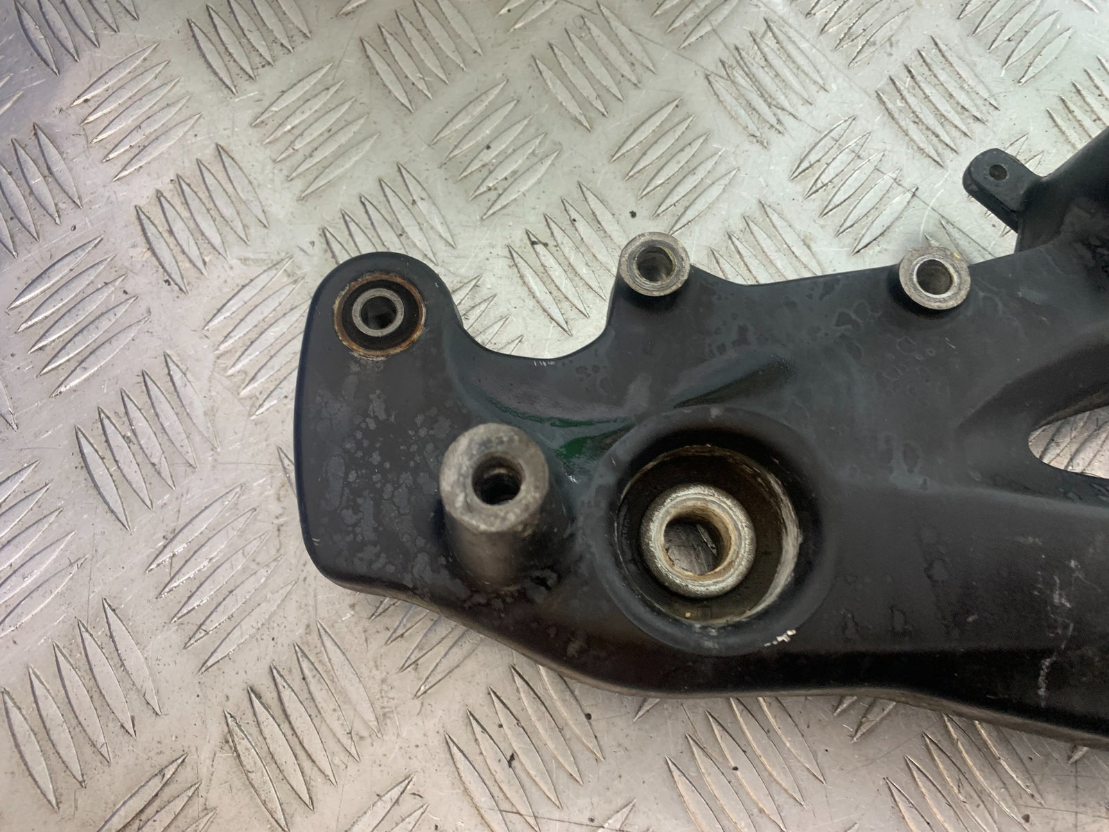 KAWASAKI J125 J125 EXHAUST BRACKET YEAR 2016-2020 (CMB1158)