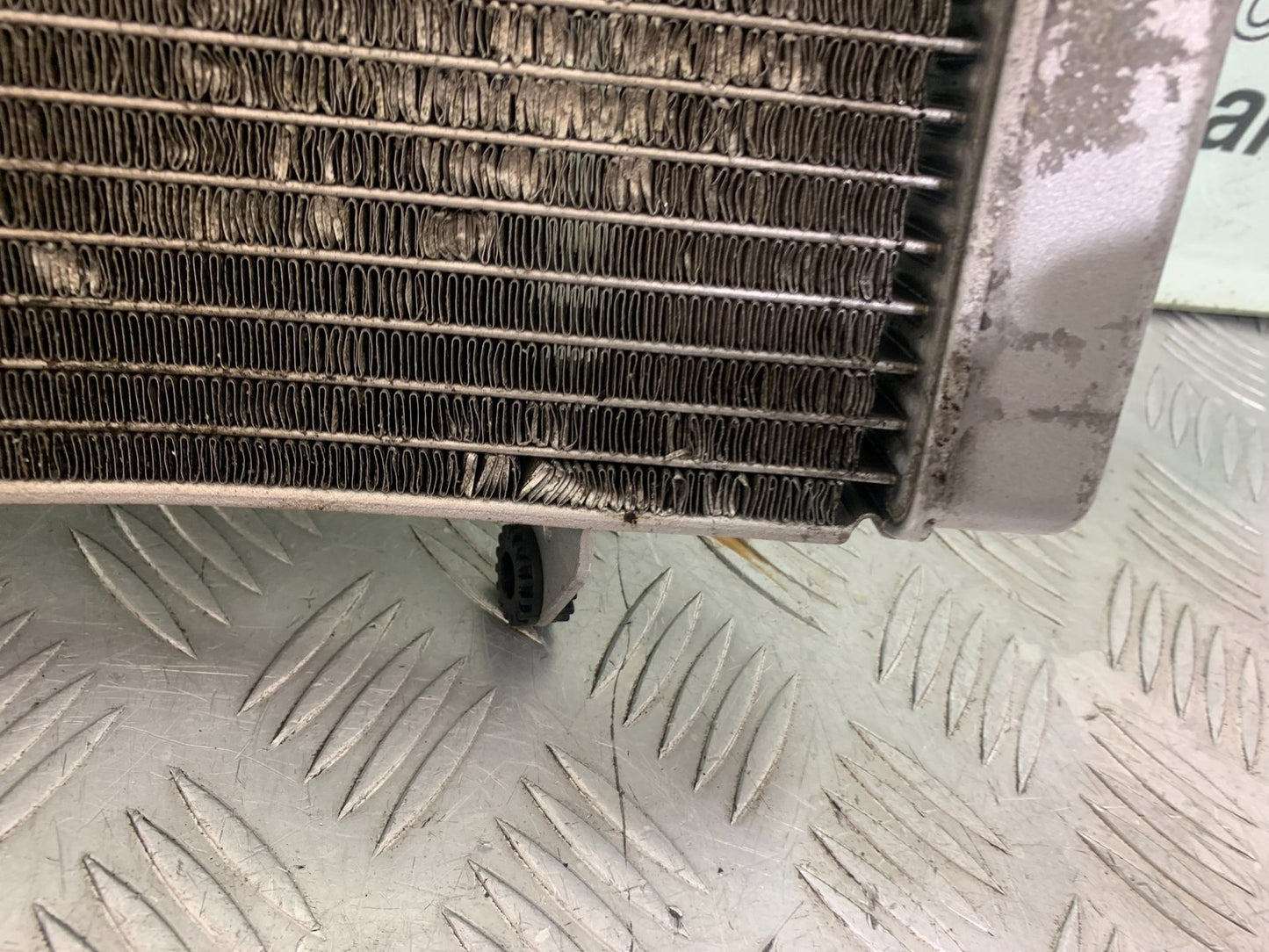 DUCATI 996 SPS 748 916 998 RADIATOR  1999-2000 (CMB1209)