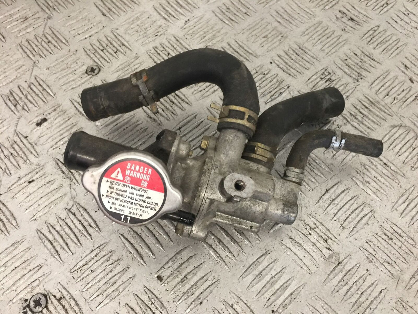 HONDA VTX1300 S THERMOSTAT    YEAR 2004-09 (STOCK 749)