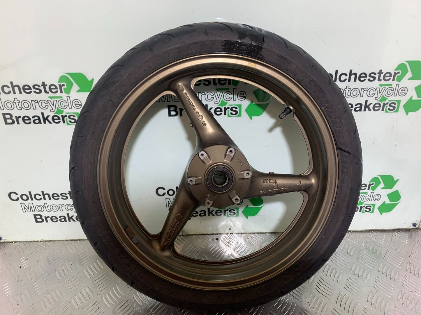 HONDA CBR 929 RRY FIREBLADE FRONT WHEEL   YEAR 2000-01 (CMB1094)