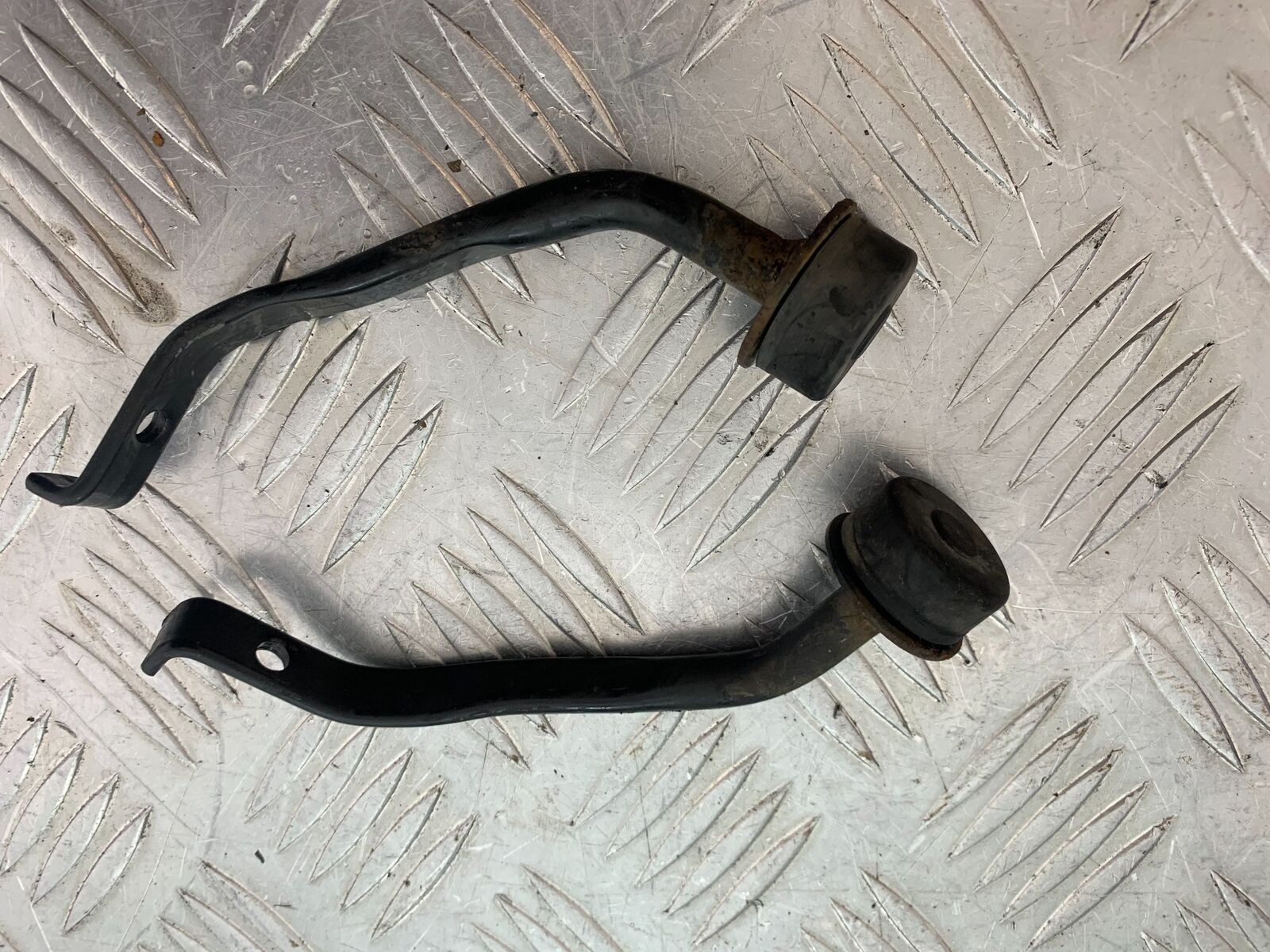 SUZUKI DL 650 V-STROM FRAME BRACKETS   YEAR 2020 (CMB1117)