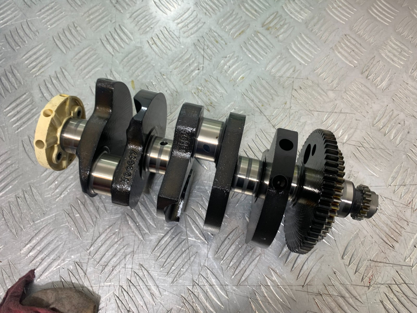 TRIUMPH 955I SPRINT RS CRANKSHAFT  YEAR 1999-04
