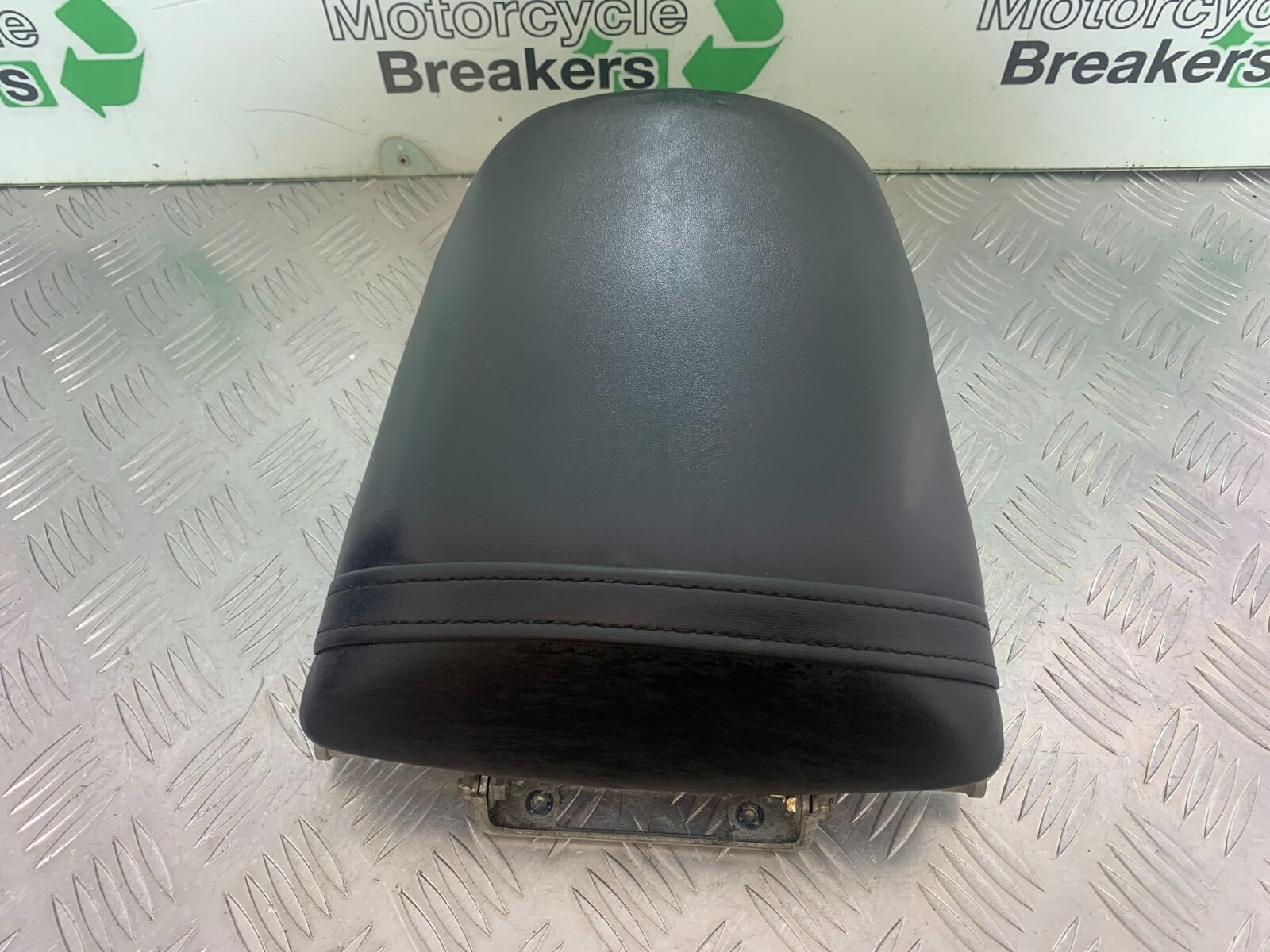 HONDA CBR 929 RRY FIREBLADE REAR SEAT  YEAR 2000-01 (CMB1026)