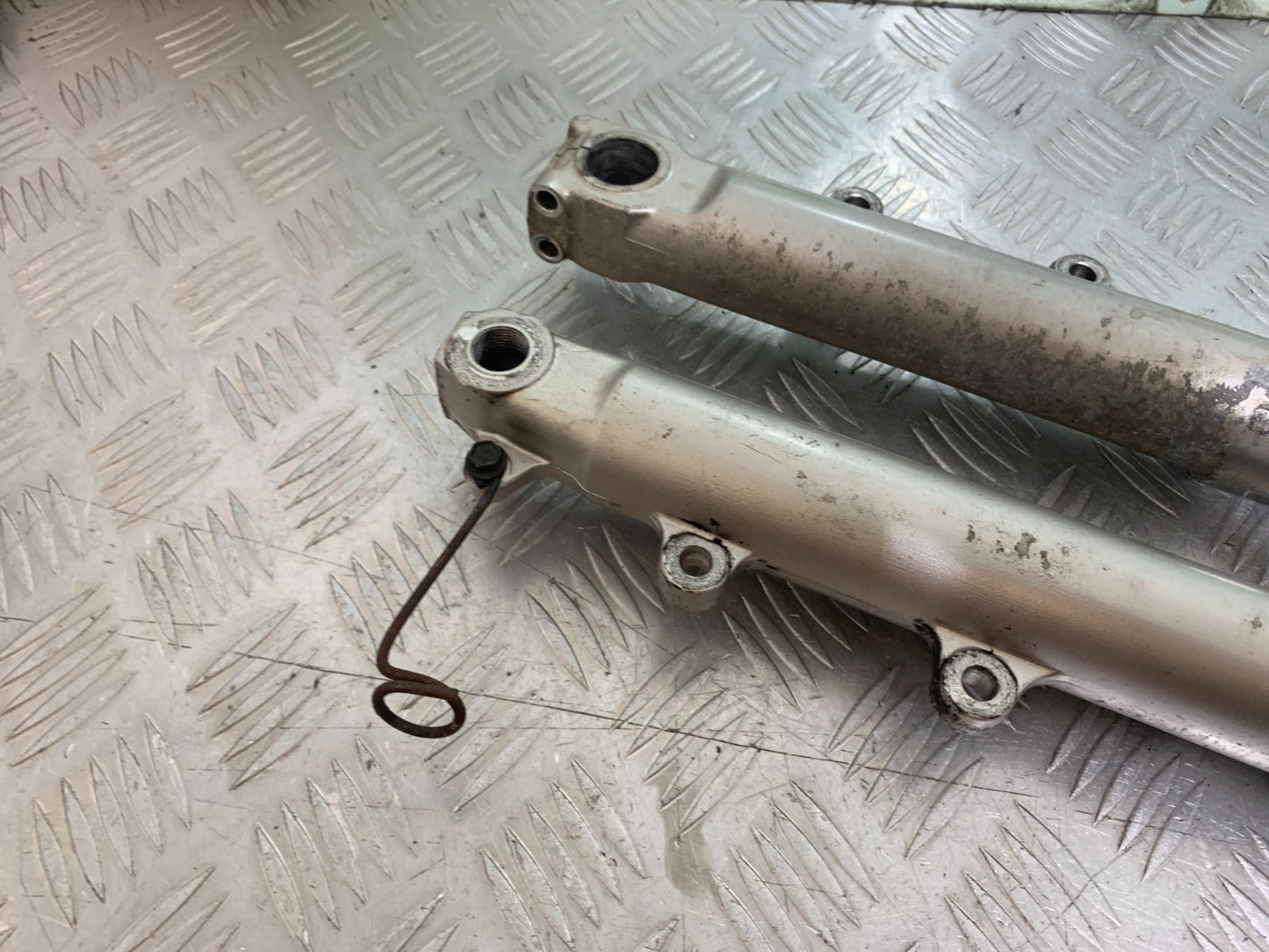 SUZUKI RF900 RF 900  FORKS YEAR 1994-1999 CMB1326