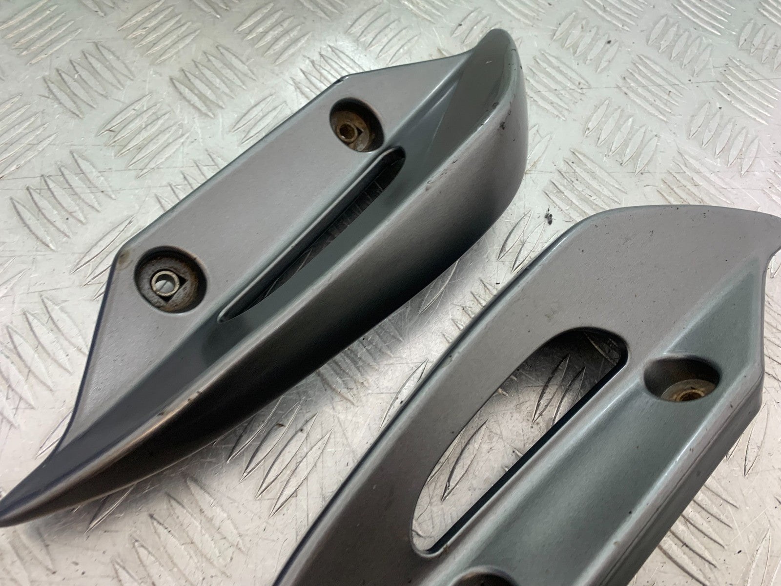 SUZUKI AN 200 UH 200 GRAB RAILS   YEAR 2007-2009 (CMB1256)