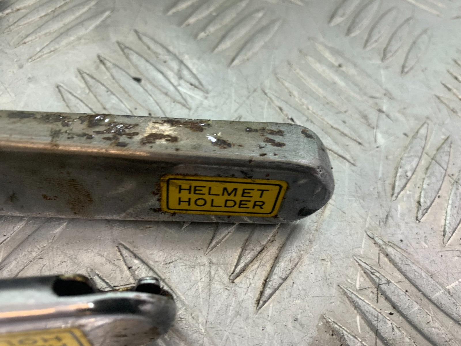 HONDA GL500 GL 500 SILVERWING SEAT BRACKETS   YEAR 1981-82 (CMB1168)
