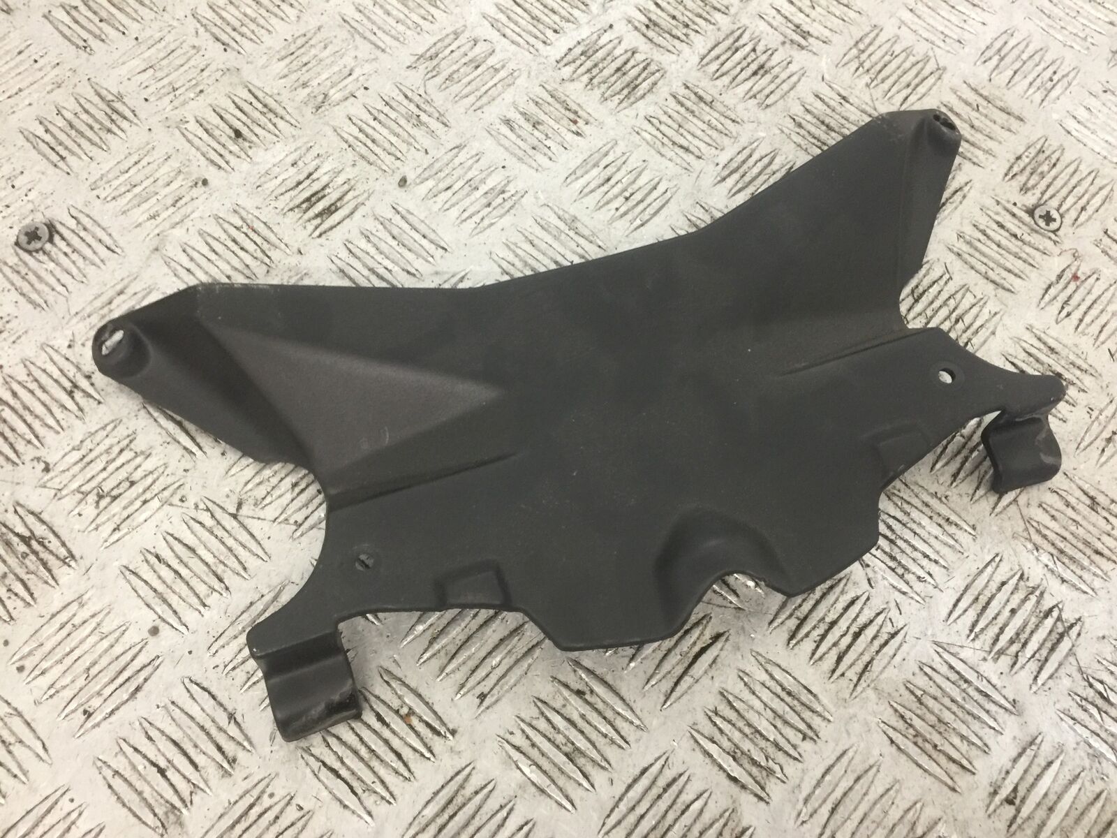 APRILIA RSV1000 RSV 1000 INFILL PANEL   YEAR 1999 2000 (STOCK 770)