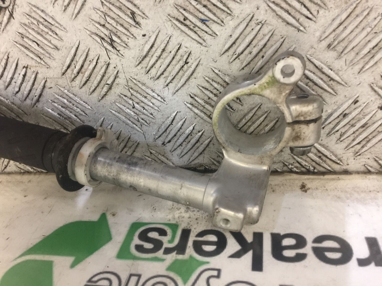 SUZUKI SV650 SV 650 RIGHT BAR  YEAR 1999 (STOCK 681)