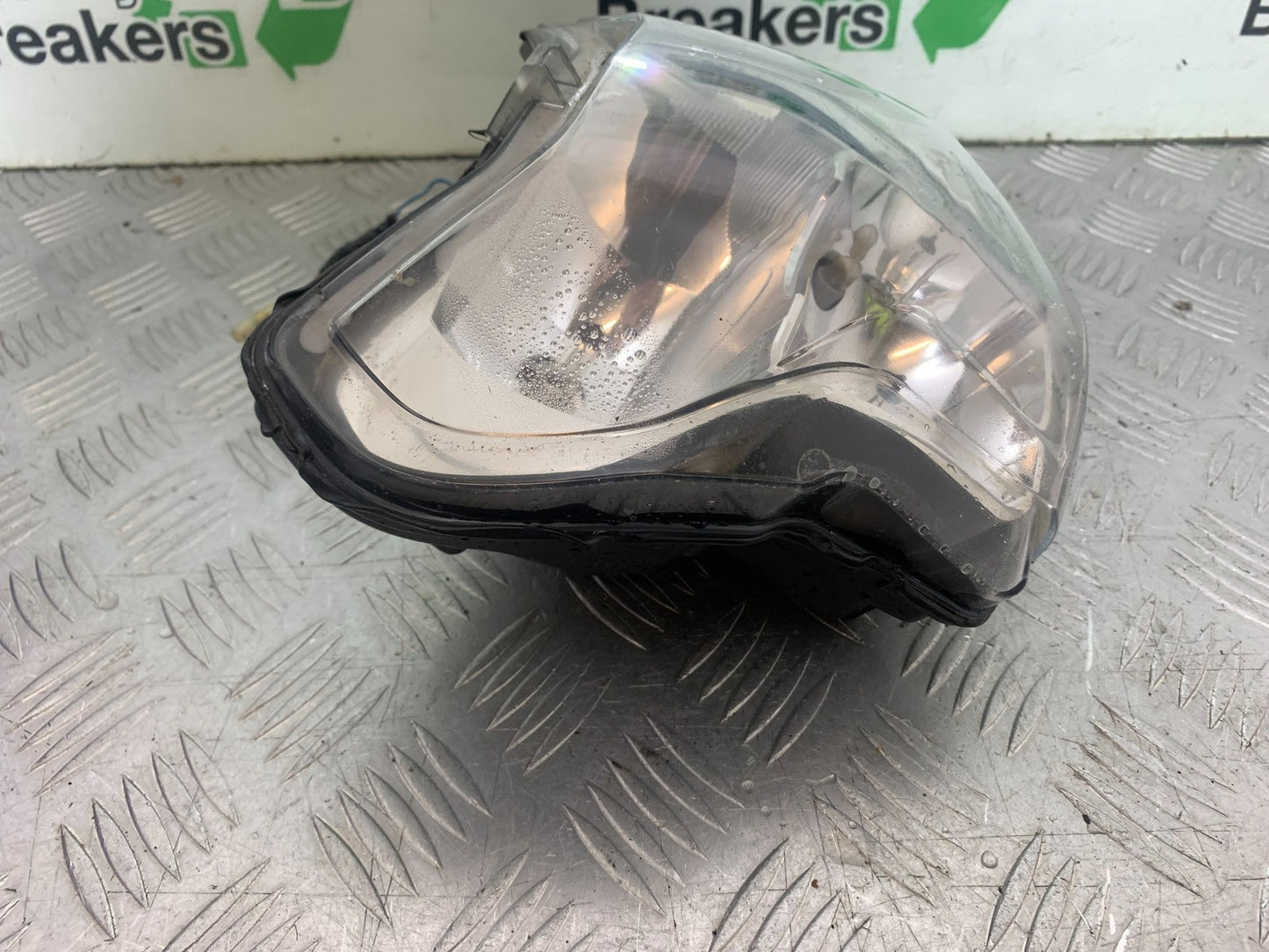 APRILIA 650 PAGASO STRADA HEADLIGHT   YEAR 2005-2010 (CMB1260)