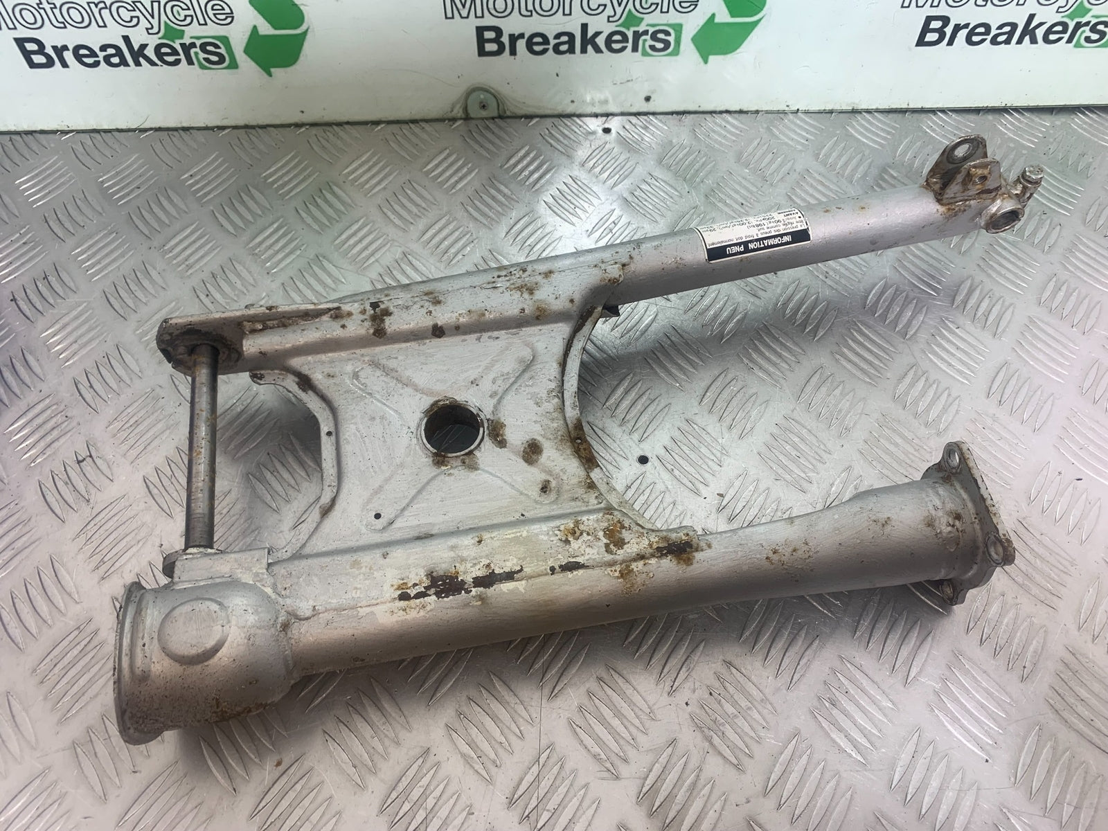 YAMAHA XV535 XV 535 VIRAGO SWINGARM  YEAR 1994-02 (CMB1139)