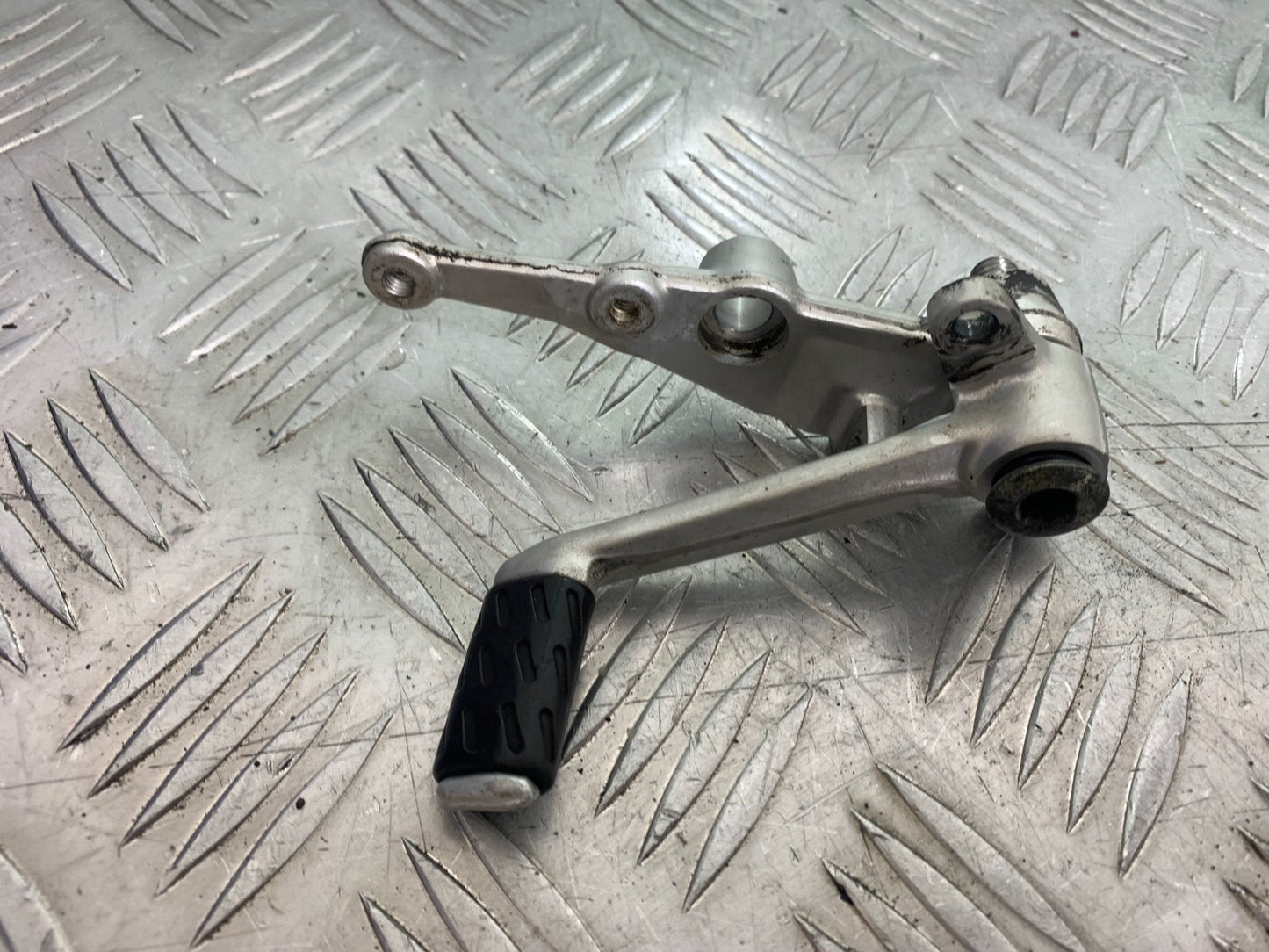 DUCATI 996 SPS 748 916 998 BRAKE PEDAL AND MOUNT 1999-2000 (CMB1209)