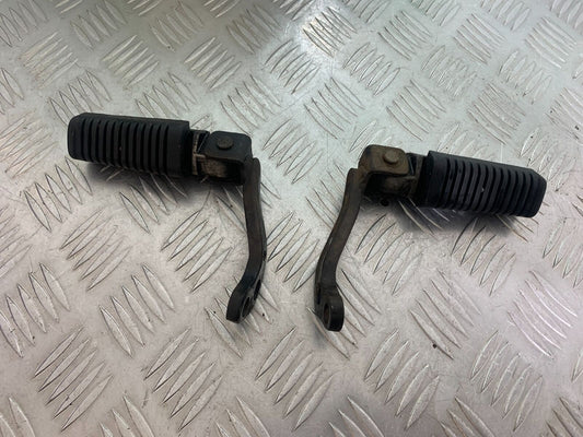 HERALD CLASSIC 125 FRONT FOOTPEGS  YEAR 2014 (CMB1058)
