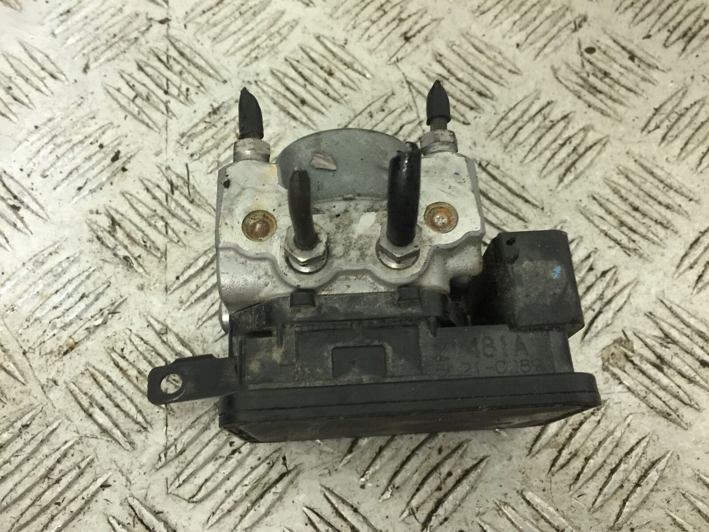 TRIUMPH 675 STREET TRIPLE ABS PUMP YEAR 2016 (STOCK 812)