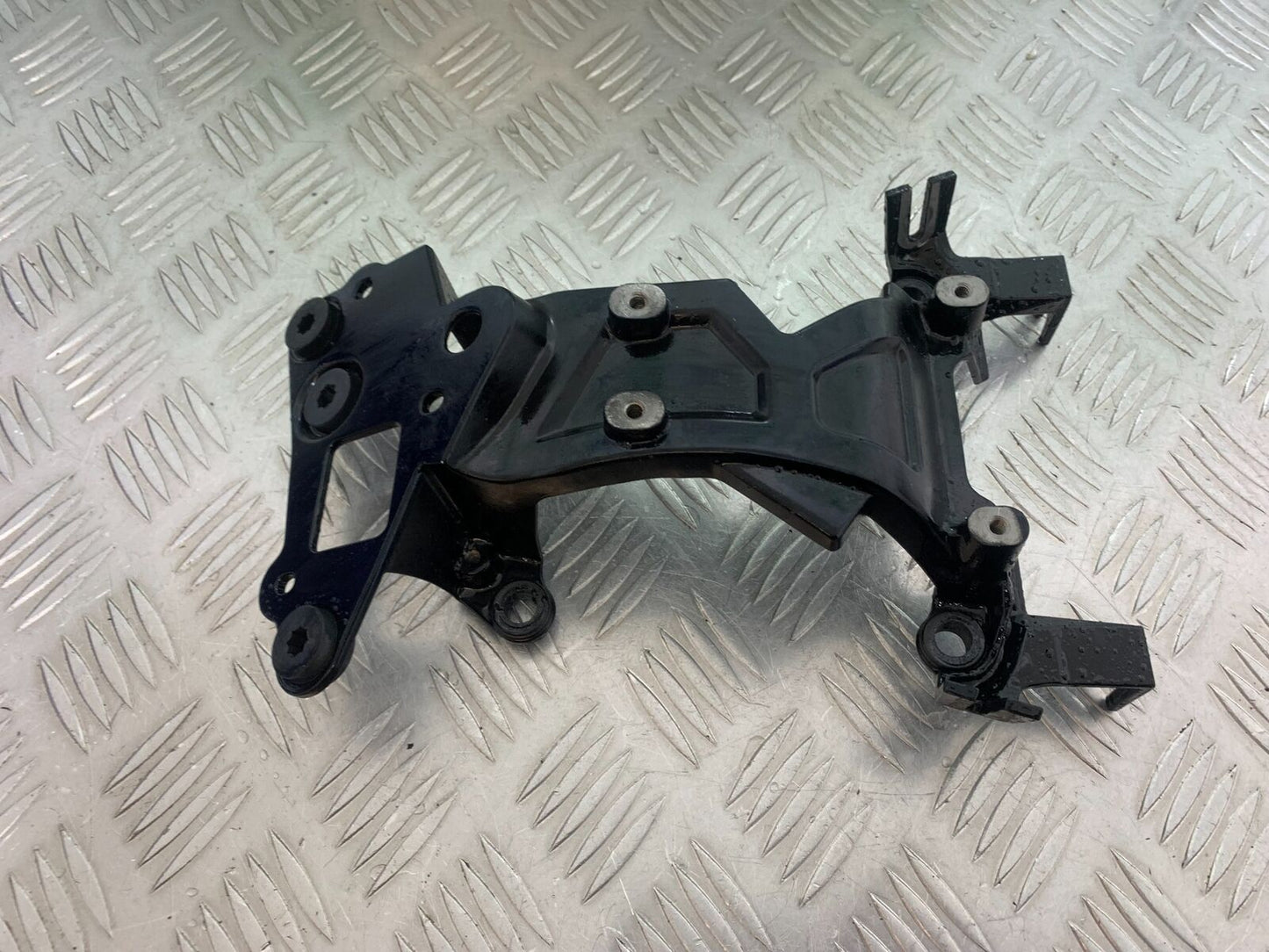 TRIUMPH TIGER 800 FAIRING BRACKET  YEAR 2011-2014 (CMB1113)