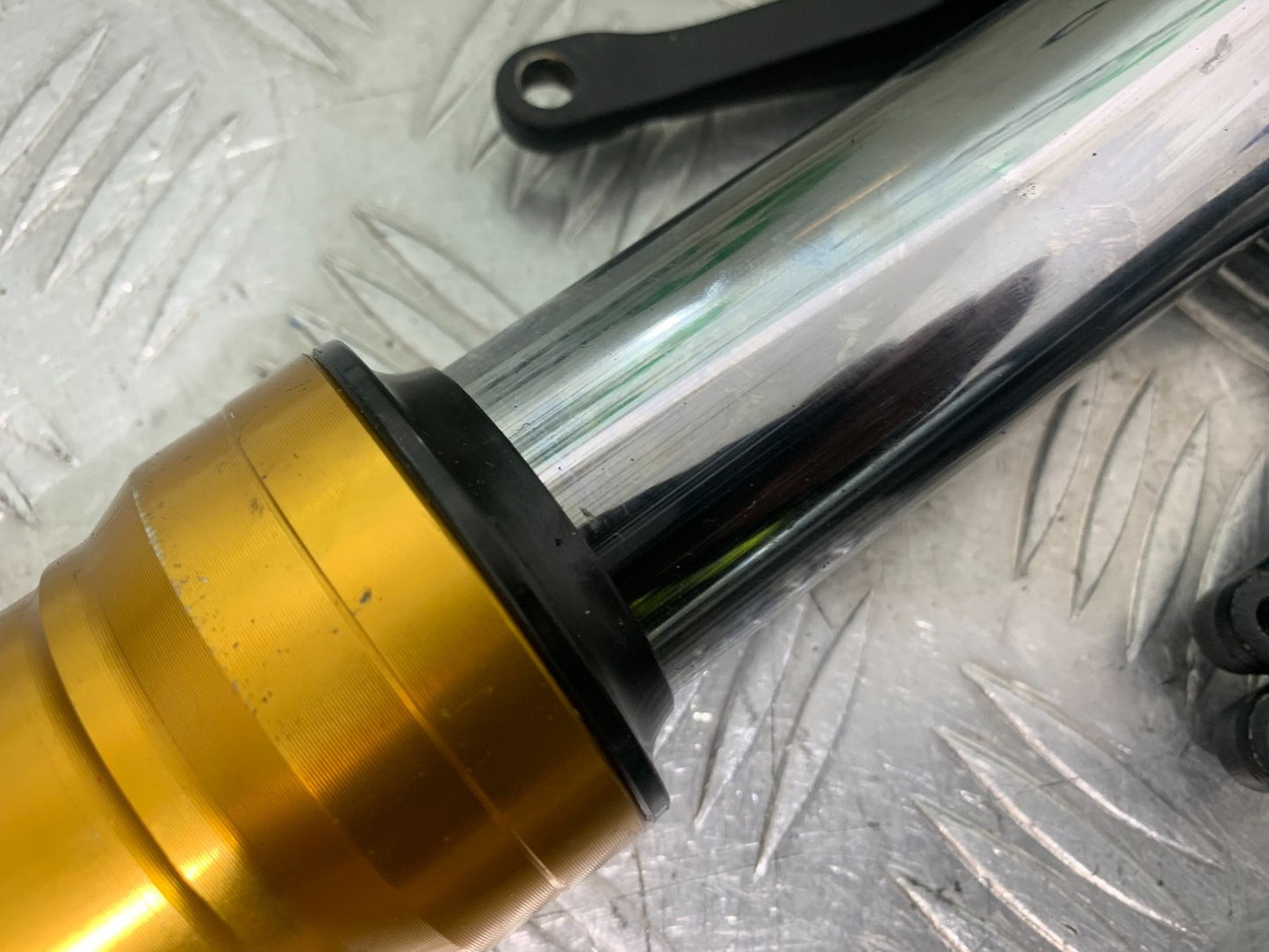 YAMAHA YZF R1 4C8 FORKS YEAR 2007-2008 (CMB1237)