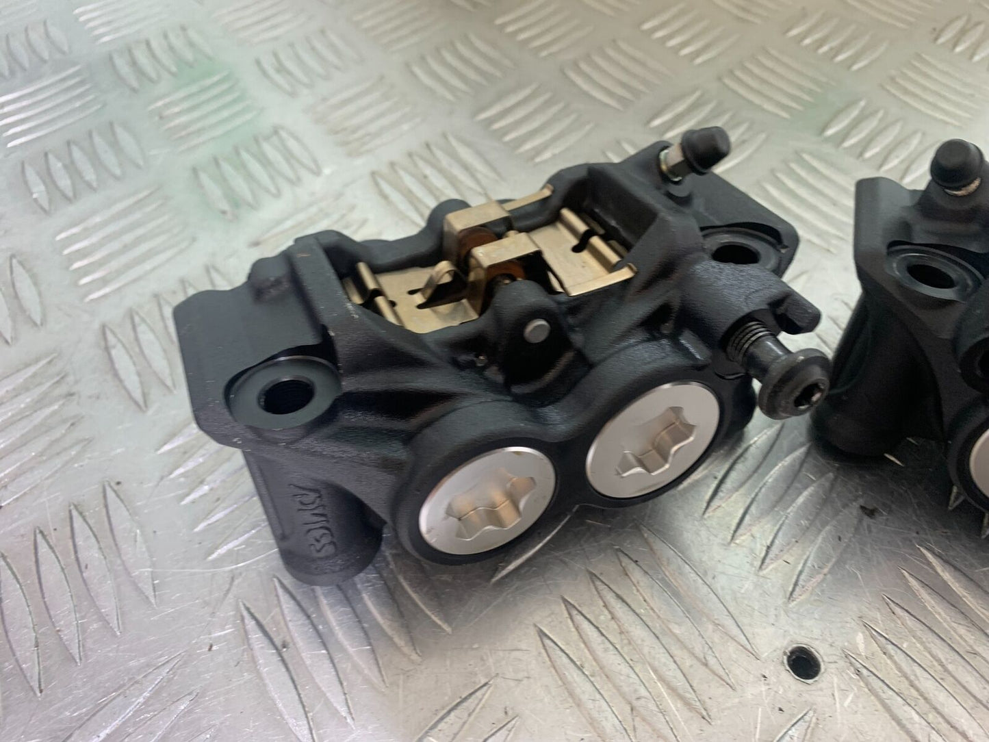 YAMAHA XSR900 XSR 900 FRONT BRAKE CALIPERS   YEAR 2021-2022 (CMB1073)