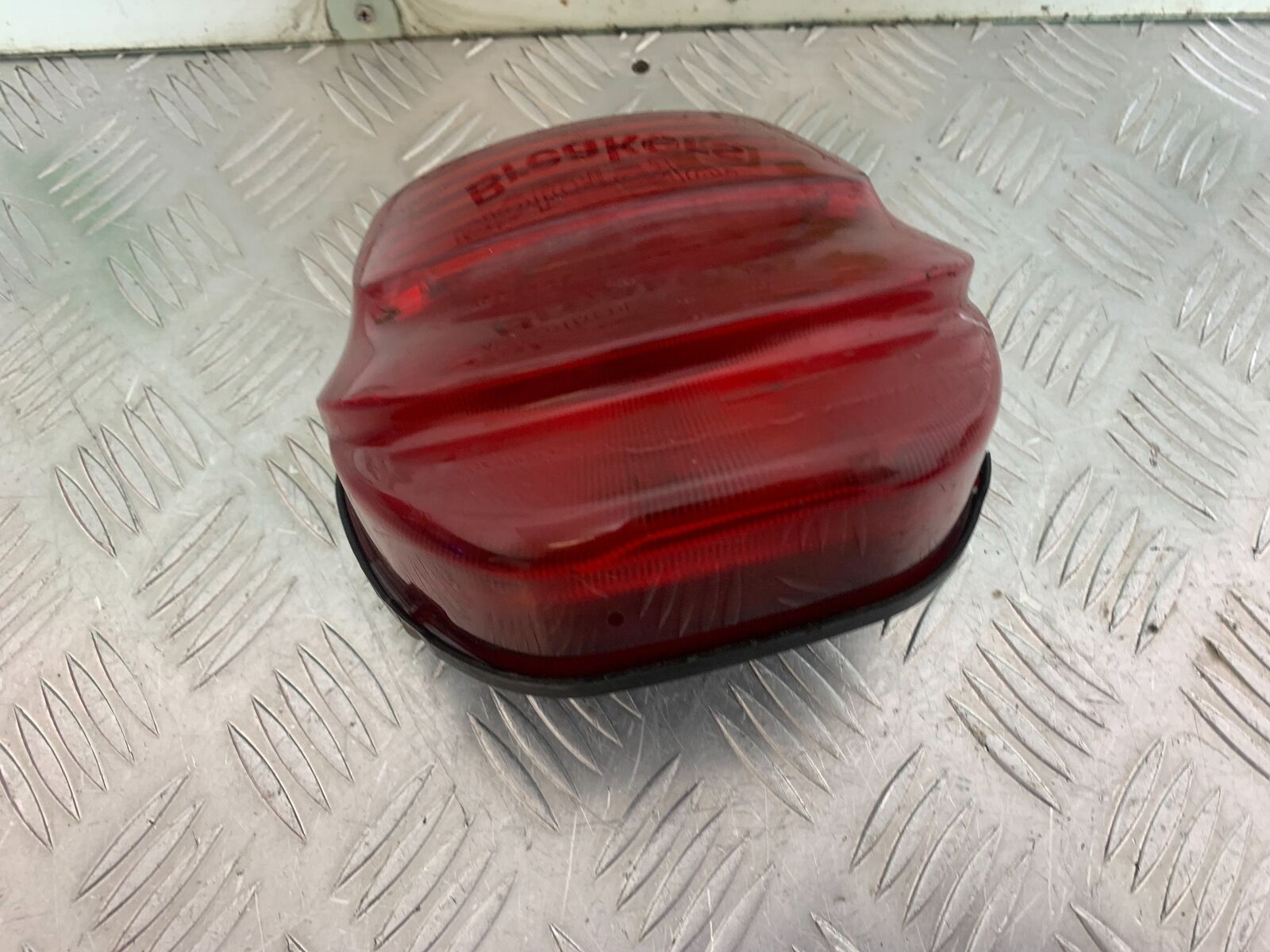 HONDA CBR1100 BLACKBIRD REAR LIGHT  YEAR 1999-2005 (CMB1103)