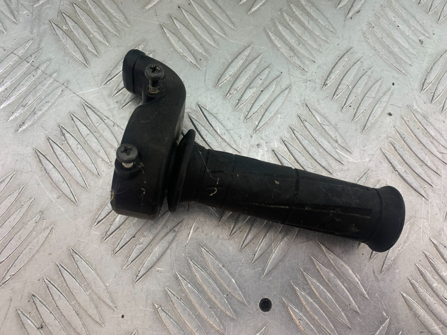 KAWASAKI ZX6R THROTTLE TWIST GRIP   YEAR 2009-2012 (CMB1136)