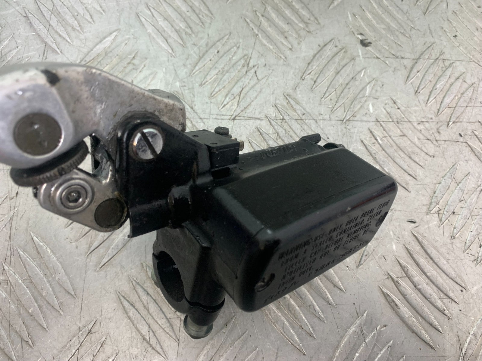 HONDA CBR1100 BLACKBIRD CLUTCH MASTER CYLINDER  YEAR 1999-2005 (CMB1232)