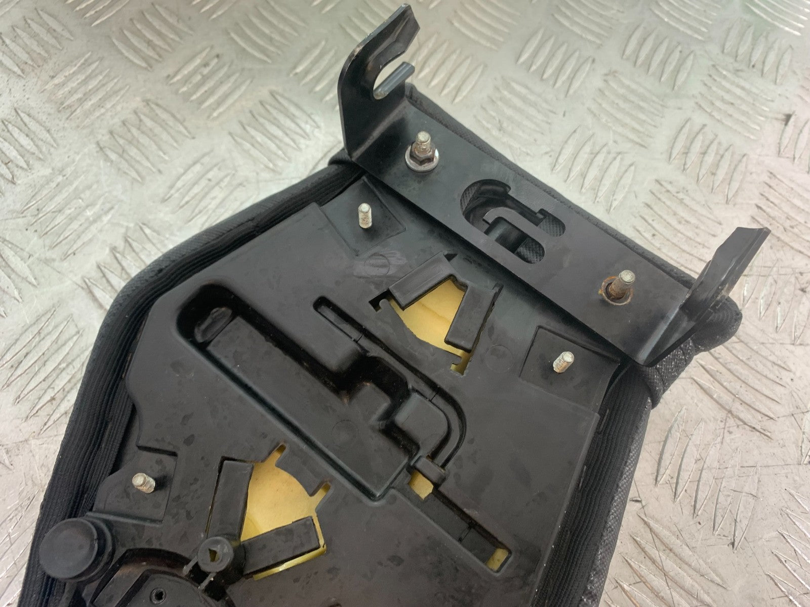 BMW S1000 RR REAR SEAT  YEAR 2015-2018 (CMB1246)