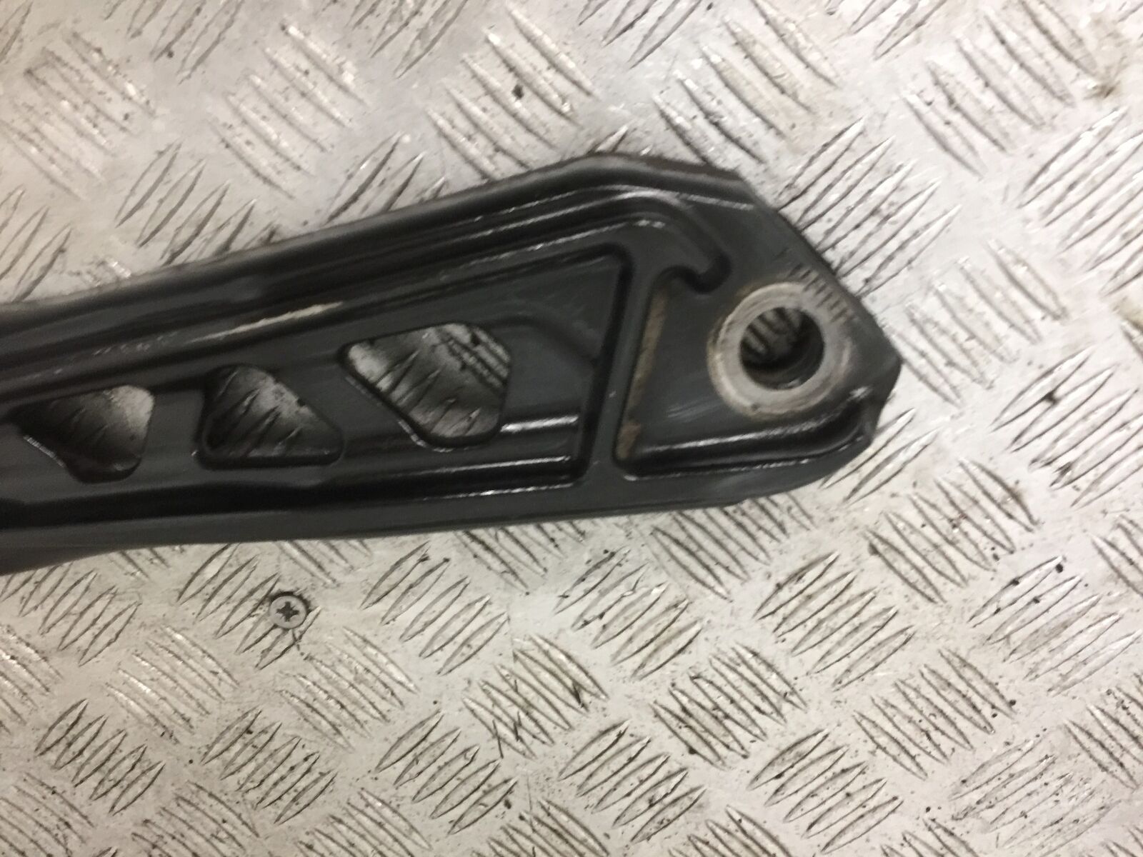 YAMAHA MT09 MT-09 BRACKET YEAR 2018 (STOCK 906)