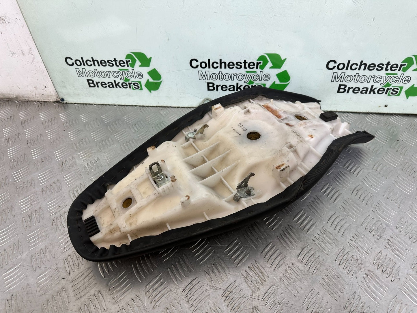 KAWASAKI ER6 F ER6F SEAT YEAR 2005-2008 (CMB1178)