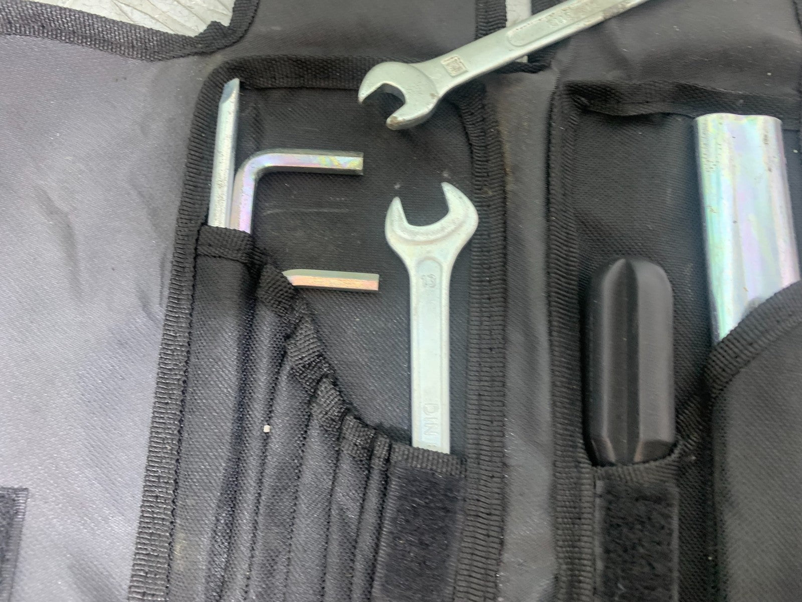 TRIUMPH TIGER 800 XRT TOOL KIT   2018-2020 (CMB1193)