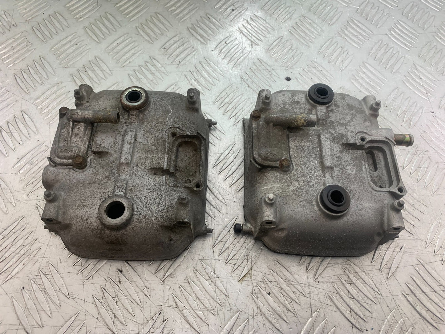 HONDA XL125 VARADERO FRONT & REAR ROCKER COVERS   YEAR 2001-2006  (CMB1210)