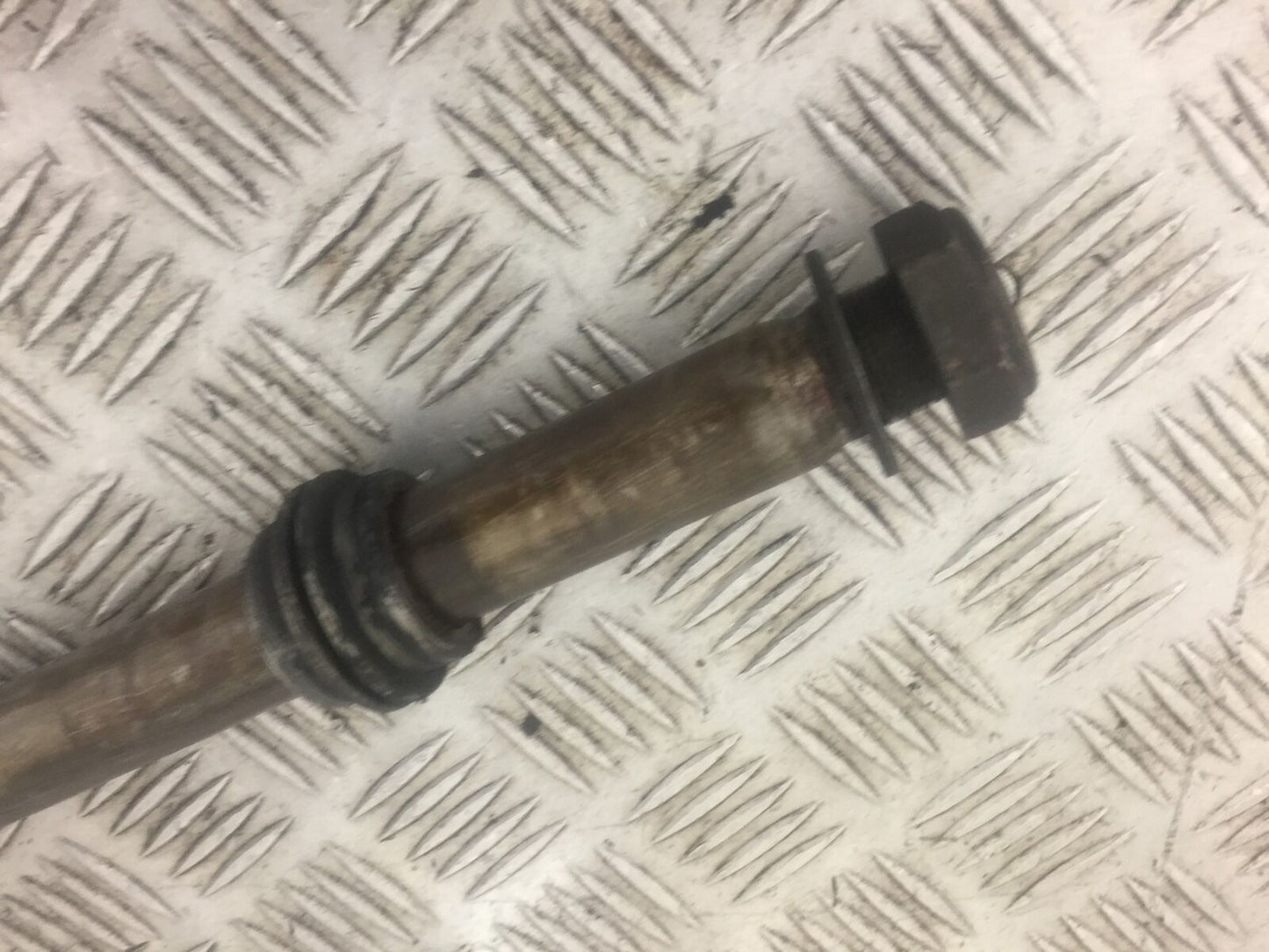HONDA CBR600 CBR 600 RR REAR WHEEL SPINDLE  YEAR 2016 (STOCK 348)