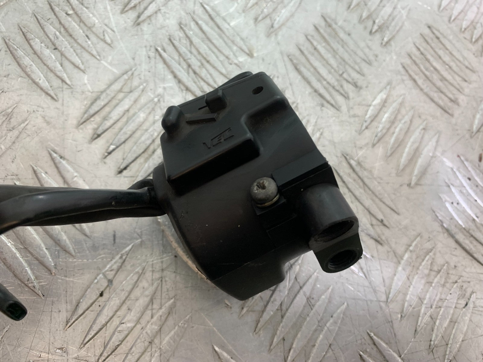 HONDA CBF500 CBF 500 RIGHT SWITCH GEAR    YEAR 2004-2008  (CMB1294)